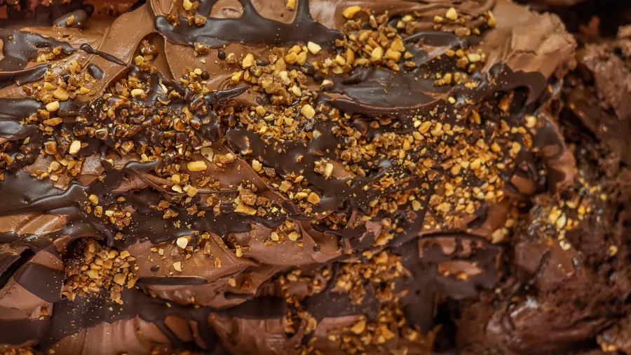 Toblerone — helado artesanal de Arkyn con crocante de almendra